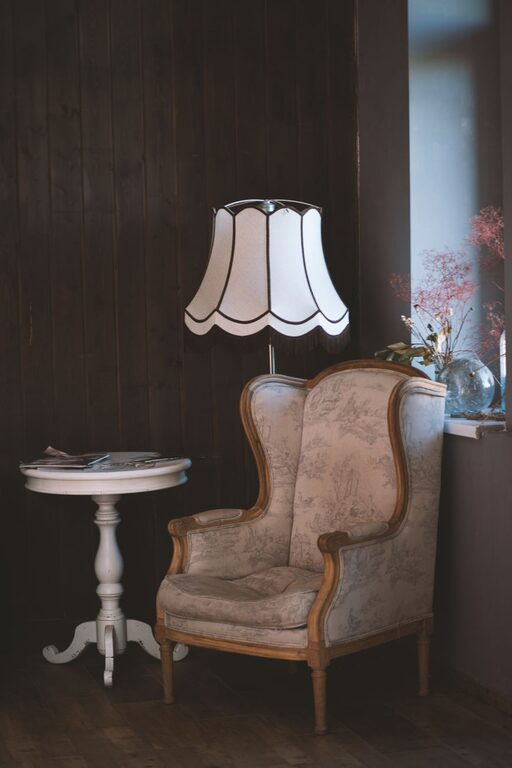 How to Create a Cozy Reading Nook in Any Room